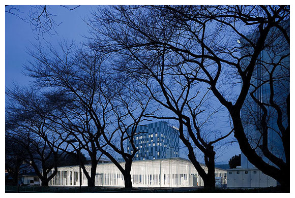 神奈川工科大學KAIT工房／石上純也 Junya Ishigami