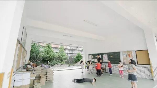 苗栗豐林國小中廊（改造前） 設計團隊：創客吧有限公司 指導委員：陳永基（陳永基設計有限公司負責人）