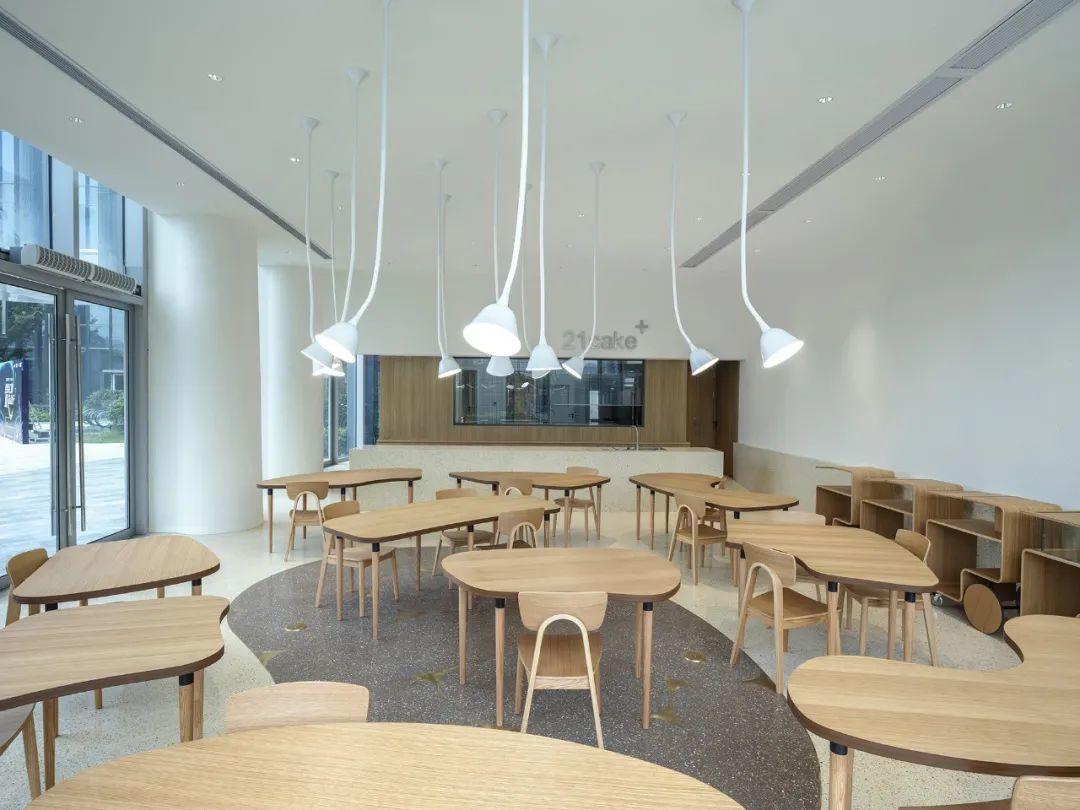 21cake+麵包店上海寶山經緯匯店／張永和 非常建築