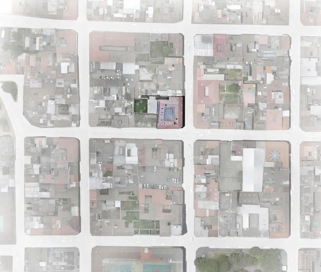 改造文化資產，厄瓜多大樓CACMU Verde／Procesos Urbanos