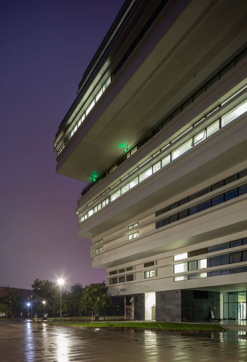 汕頭大學新醫學院大樓/Herzog & de Meuron