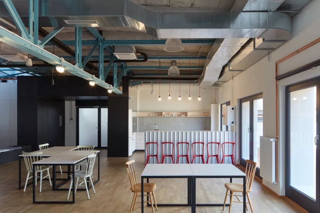 布拉格辦公室室內設計SinnerSchrader Studio Prague/Kurz architects
