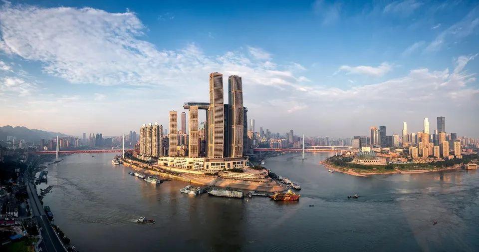 重慶來福士洲際酒店 最佳酒店綜合體  設計：CL3 Architects + Safdie Architects 位置：中國 重慶