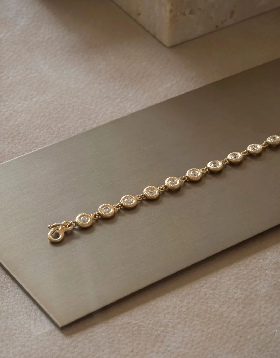 哥本哈根珠寶旗艦店Dulong Jewelry Flagship Store／Norm Architects