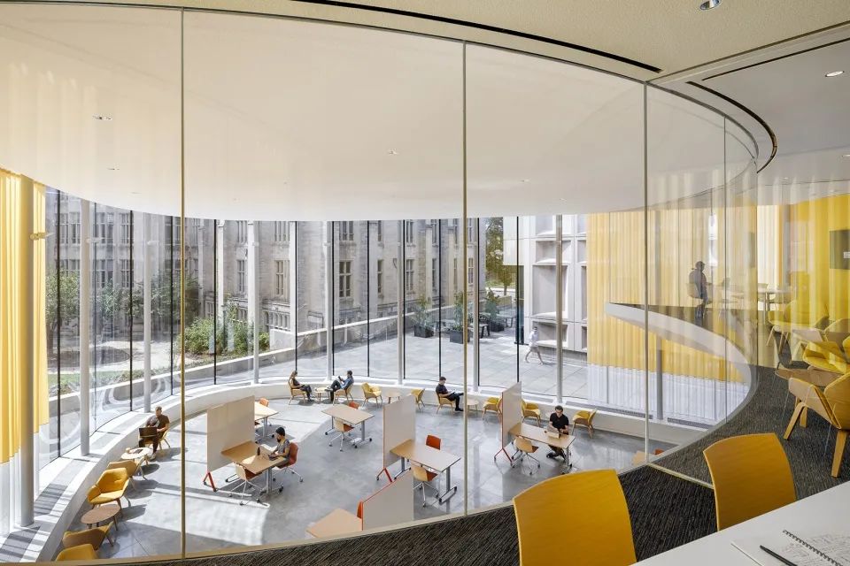 內部空間©Albert Večerka 耶魯大學創新思維中心(The Yale University Center for Innovative Thinking)/WEISS / MANFREDI