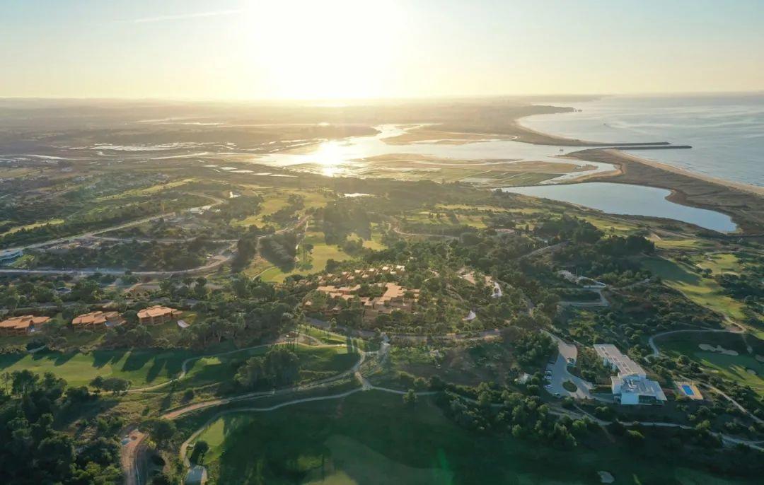 葡萄牙海濱高爾夫度假村別墅Palmares Ocean Living & Golf Resort/RCR Arquitectes