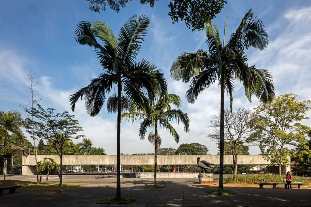 Museu Brasileiro da Escultura e Ecologia 巴西雕塑博物館/Paulo Mendes da Rocha