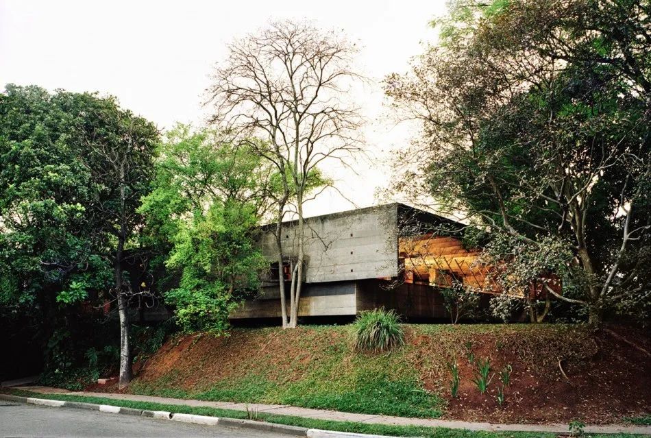 洛查自宅,達‧洛查 Paulo Mendes da Rocha私人住宅