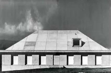 愛鷹裾野的住宅，筱原一男，日本，1977  ©Shinkenchiku-sha 我願意居住的五個房子之一。 ｜House in Ashitaka, Kazuo Shinohara. Japan, 1977 One of the five houses I would live in. 