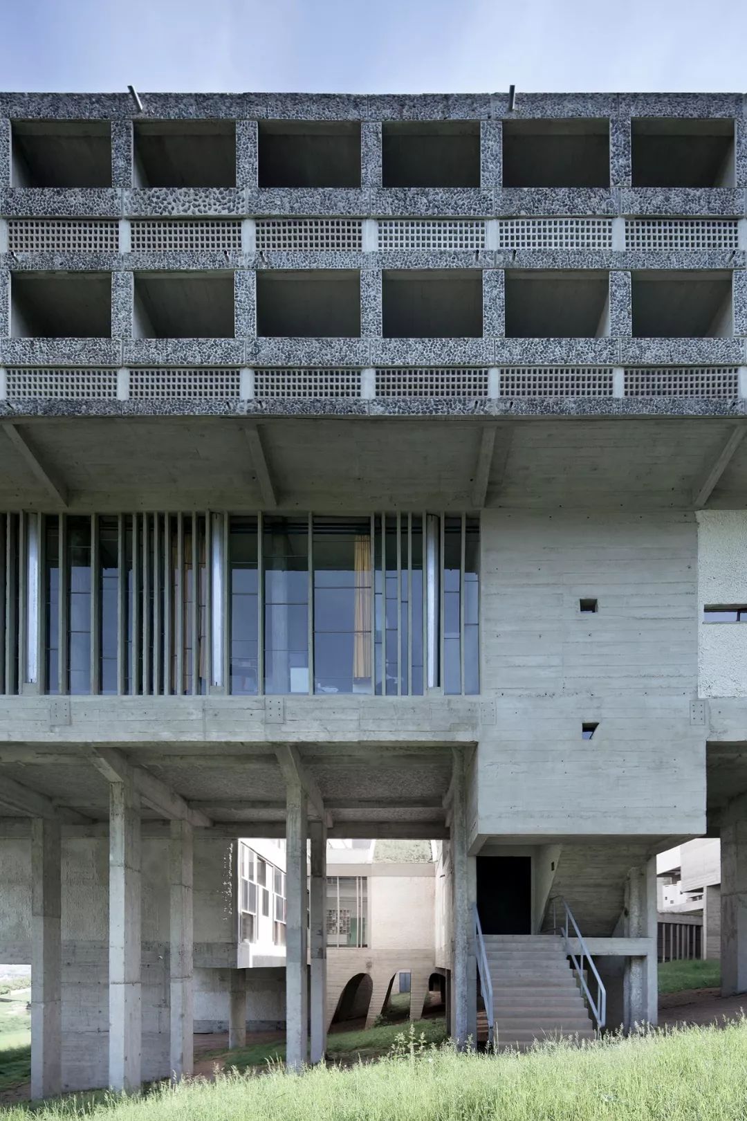 拉圖雷特修道院Sainte Marie de La Tourette/Le Corbusier 柯比意