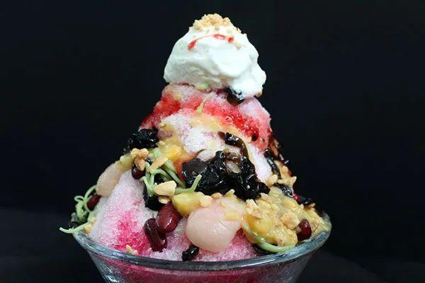 Ais Kacang, Malaysia 馬來西亞娘惹紅豆冰
