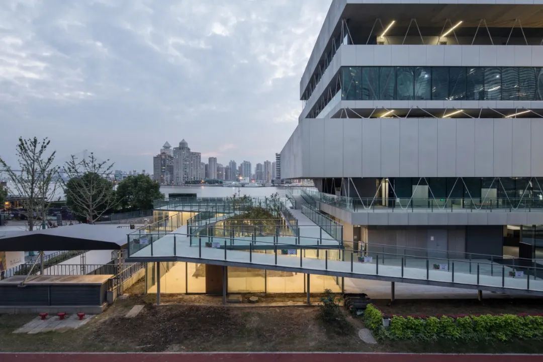 上海藝倉美術館  建築設計 ：大舍建築設計事務所  作品位置：上海，中國