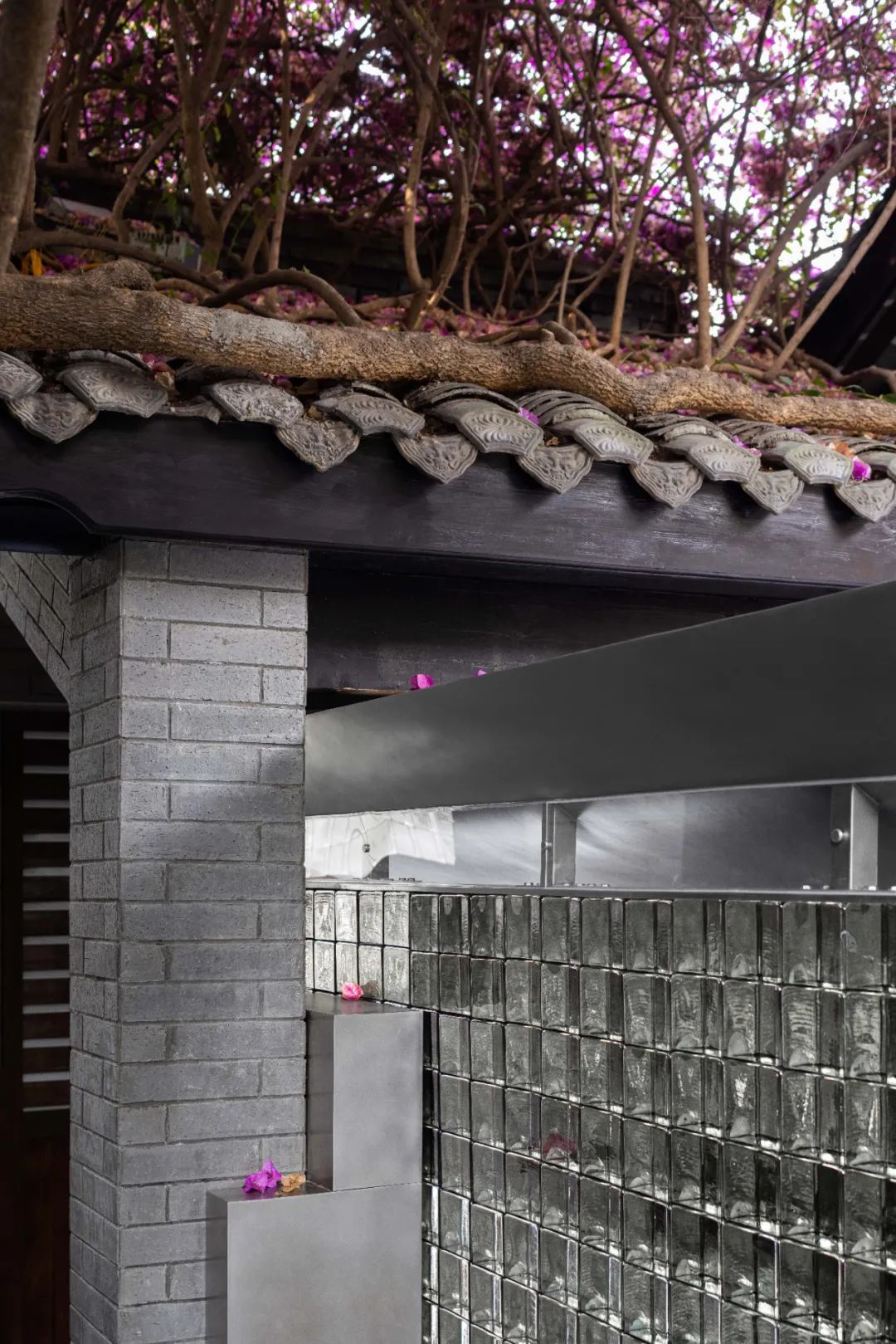 成都好利來1992概念店餐廳室內設計／Some Thoughts 空間設計工作室