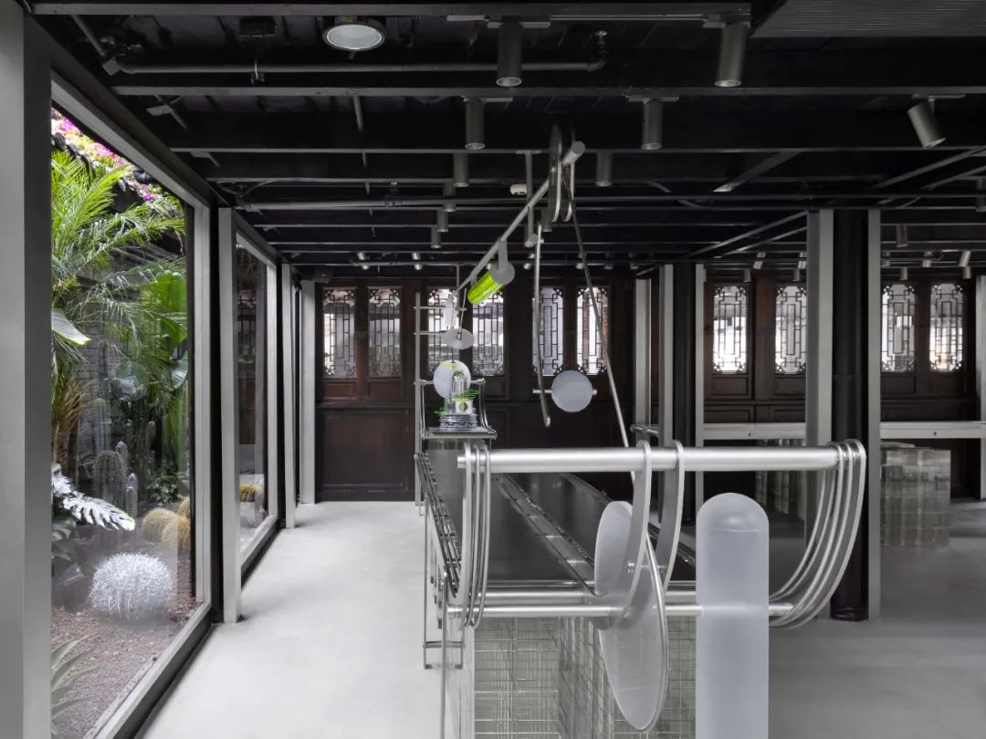 成都好利來1992概念店餐廳室內設計／Some Thoughts 空間設計工作室