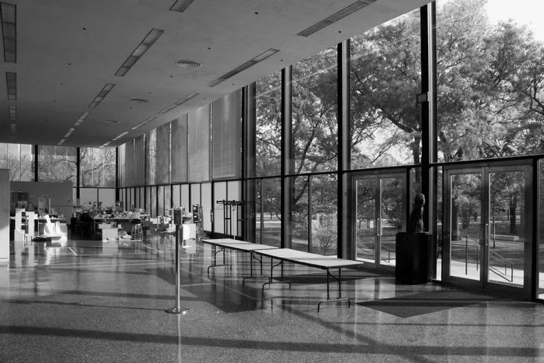 IIT克朗樓S.R. Crown Hall／Mies van der Rohe密斯