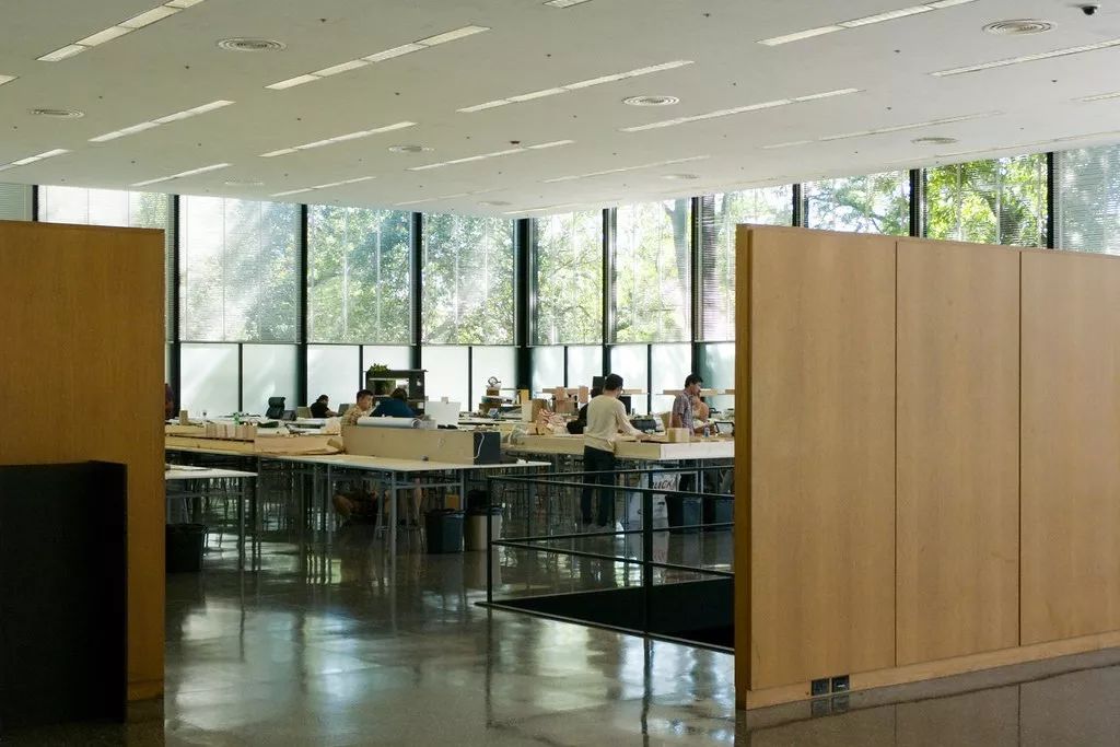 IIT克朗樓S.R. Crown Hall／Mies van der Rohe密斯