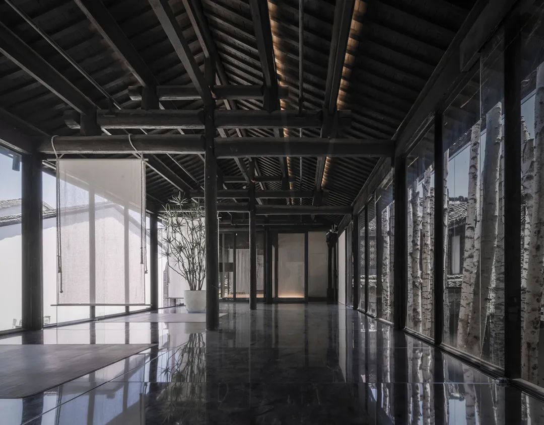 Metal Hands鐵手咖啡製造局 咖啡館室內設計／大觀建築