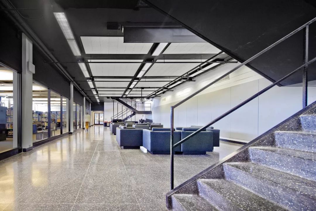 IIT克朗樓S.R. Crown Hall／Mies van der Rohe密斯