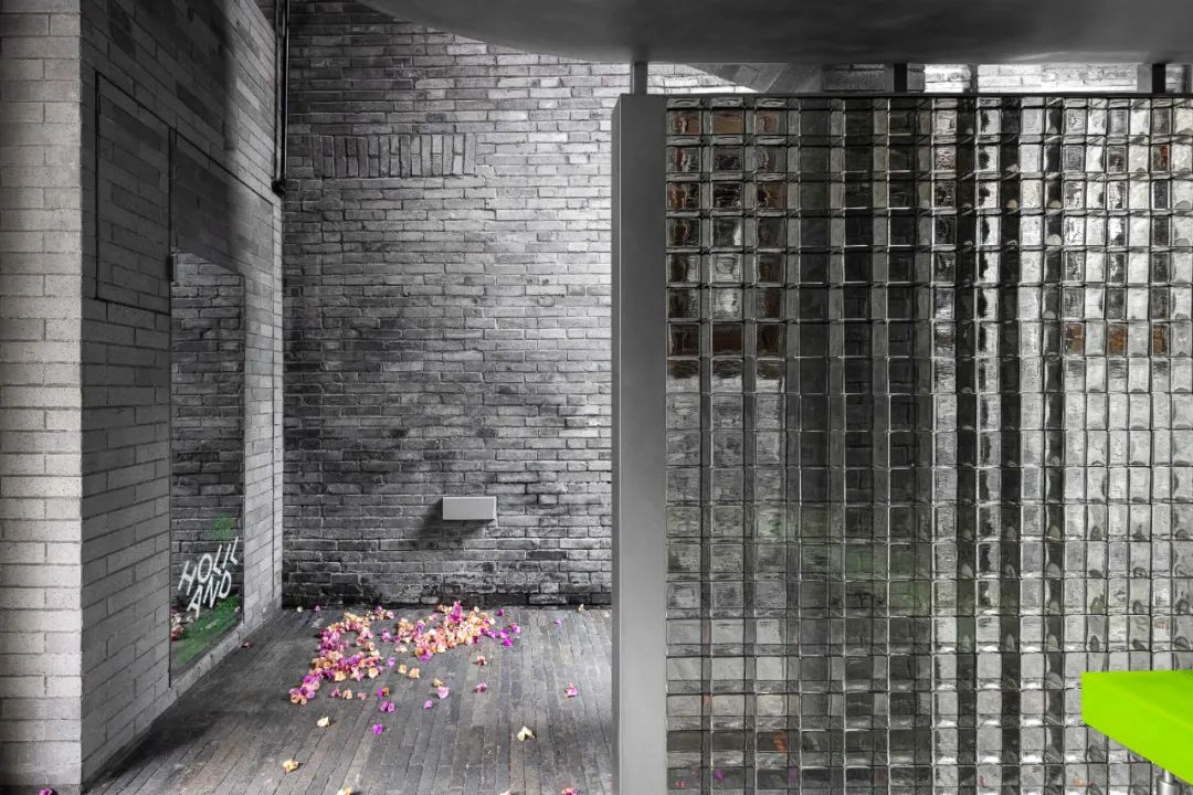 成都好利來1992概念店餐廳室內設計／Some Thoughts 空間設計工作室