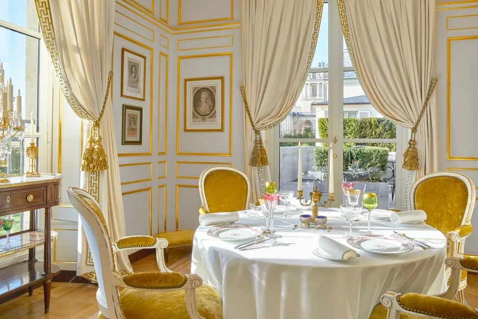 Hotel de luxe Airelles Château de Versailles, Le Grand Contrôle 凡爾賽宮酒店飯店室內設計／Christophe Tollemer