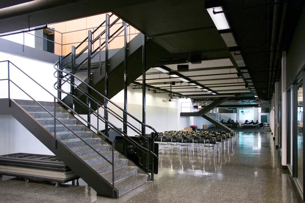 IIT克朗樓S.R. Crown Hall／Mies van der Rohe密斯