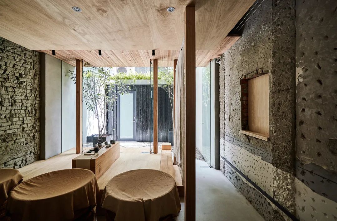 台中兆兆茶苑／SOAR Design 合風蒼飛設計+ 張育睿建築師事務所