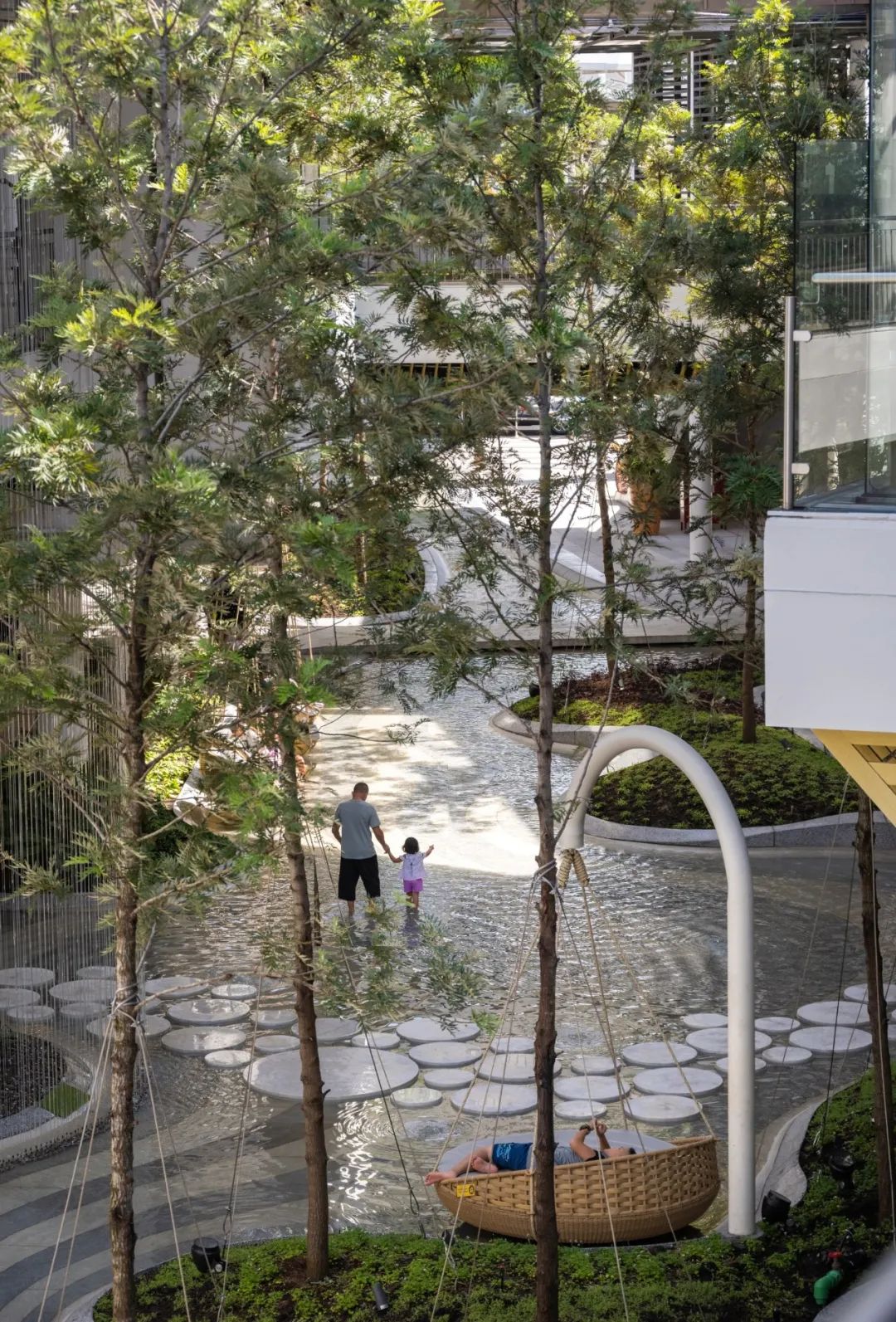 泰國曼谷Megabangna購物中心溪谷步道親水空間景觀設計 Stream Valley at Mega Foodwalk landscape architecture design／Landscape Collaboration