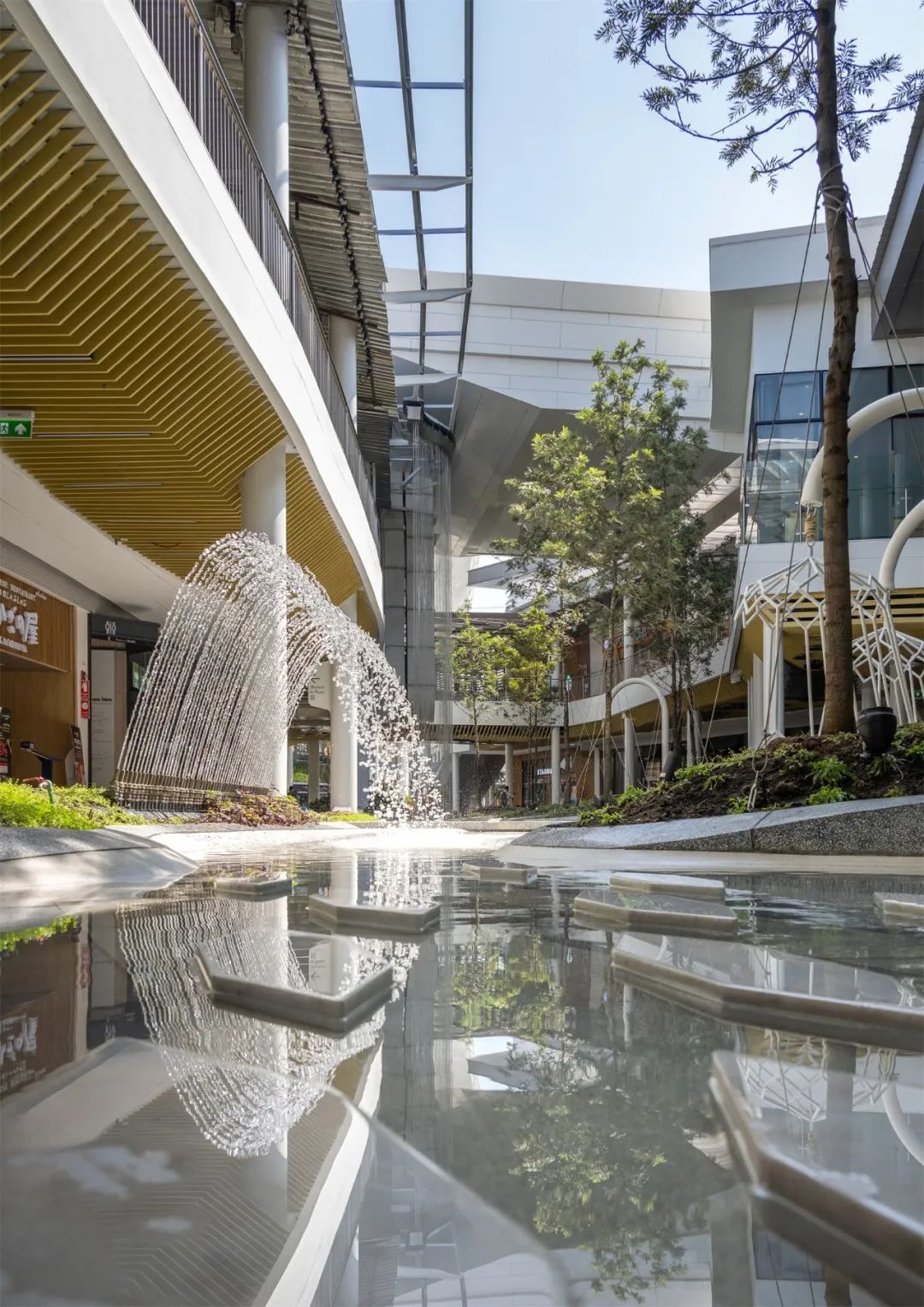泰國曼谷Megabangna購物中心溪谷步道親水空間景觀設計 Stream Valley at Mega Foodwalk landscape architecture design／Landscape Collaboration