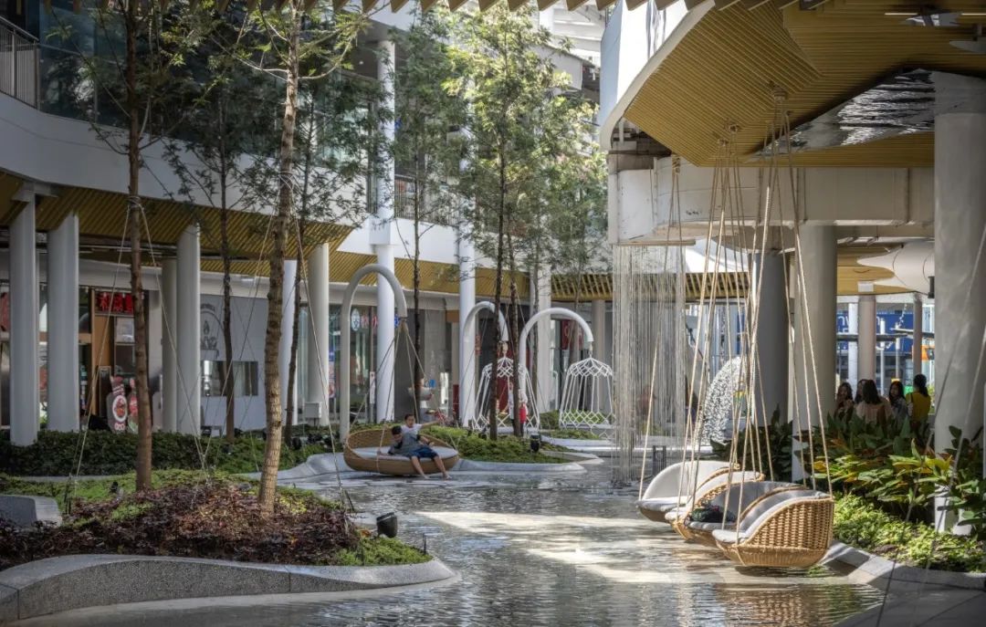 泰國曼谷Megabangna購物中心溪谷步道親水空間景觀設計 Stream Valley at Mega Foodwalk landscape architecture design／Landscape Collaboration