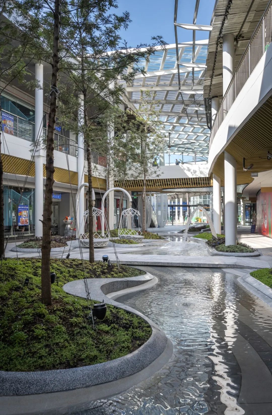 泰國曼谷Megabangna購物中心溪谷步道親水空間景觀設計 Stream Valley at Mega Foodwalk landscape architecture design／Landscape Collaboration