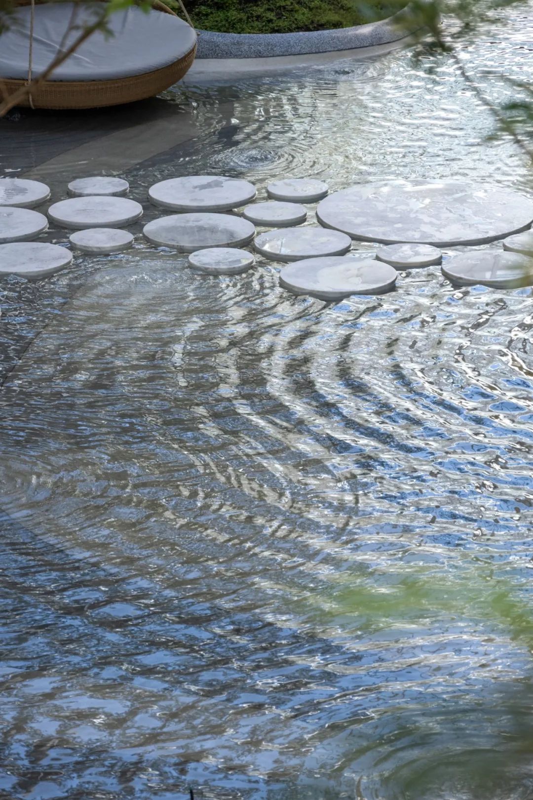 泰國曼谷Megabangna購物中心溪谷步道親水空間景觀設計 Stream Valley at Mega Foodwalk landscape architecture design／Landscape Collaboration