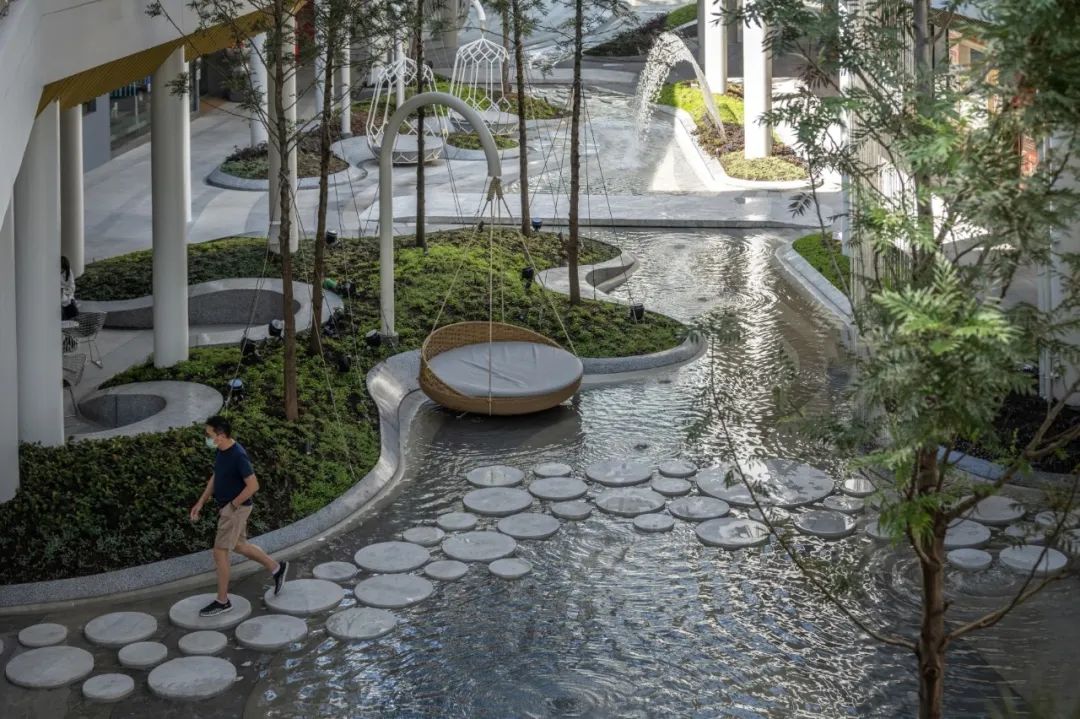 泰國曼谷Megabangna購物中心溪谷步道親水空間景觀設計 Stream Valley at Mega Foodwalk landscape architecture design／Landscape Collaboration