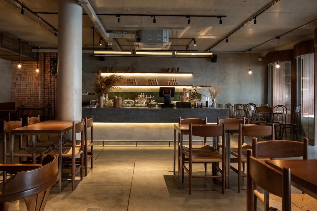 越南河內西湖畔咖啡館室內設計 Vietnam Hanoi Bonjour Cafe interior design／Comma Studios