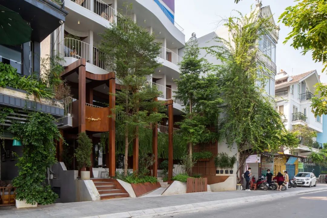 越南河內西湖畔咖啡館室內設計 Vietnam Hanoi Bonjour Cafe interior design／Comma Studios