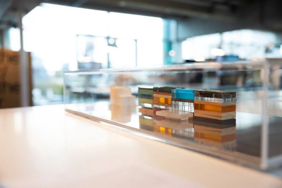 MVRDV回顧展 MVRDVHNI: The Living Archive 荷蘭新研究所(Het Nieuwe Instituut) 