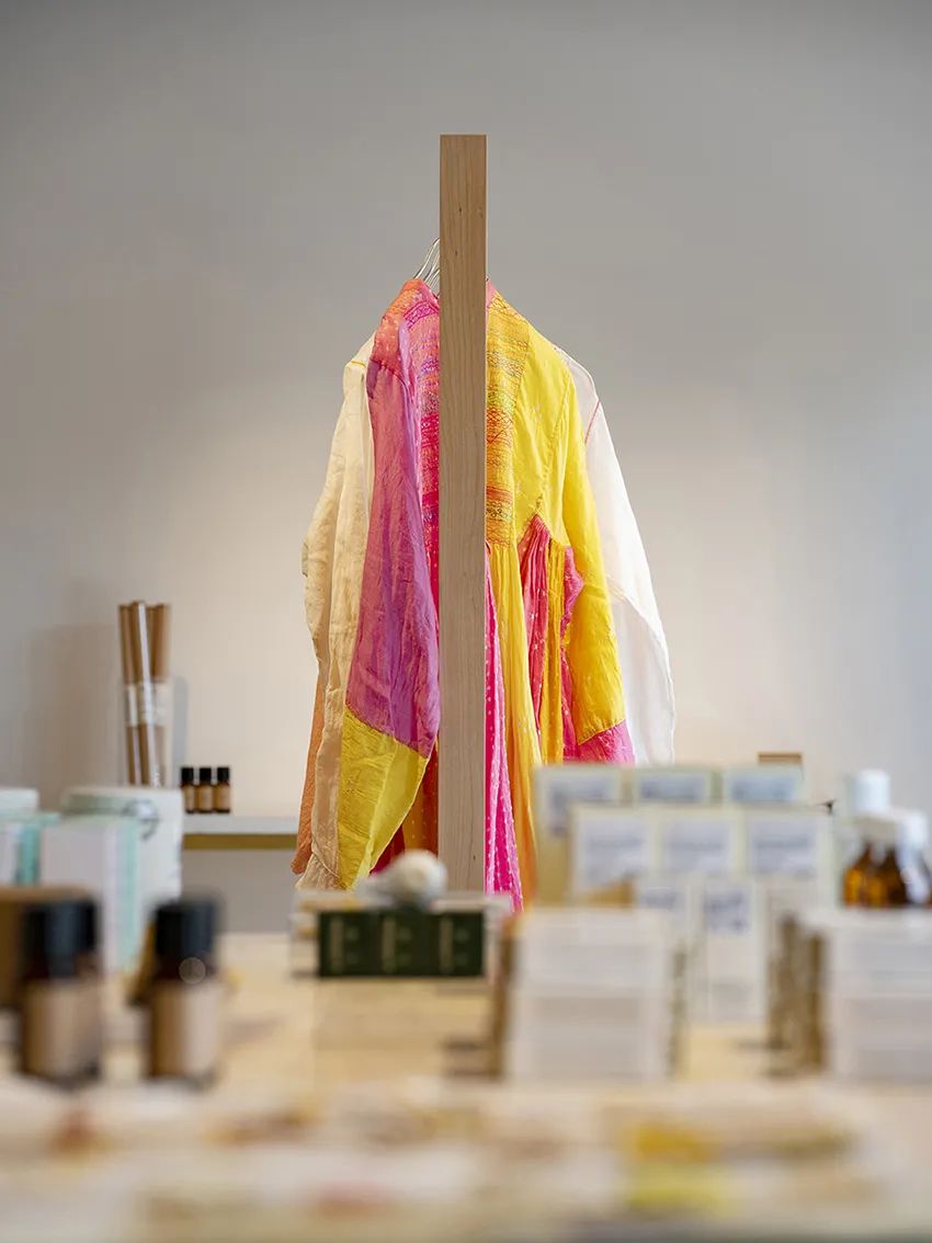 ，trip&things日本滋賀縣草津町精品選物店室內設計／Koyori Architects