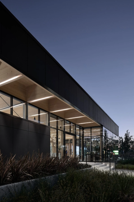 加拿大溫哥華房屋銷售中心Mass Timber Pavilion／Leckie Studio Architecture + Design