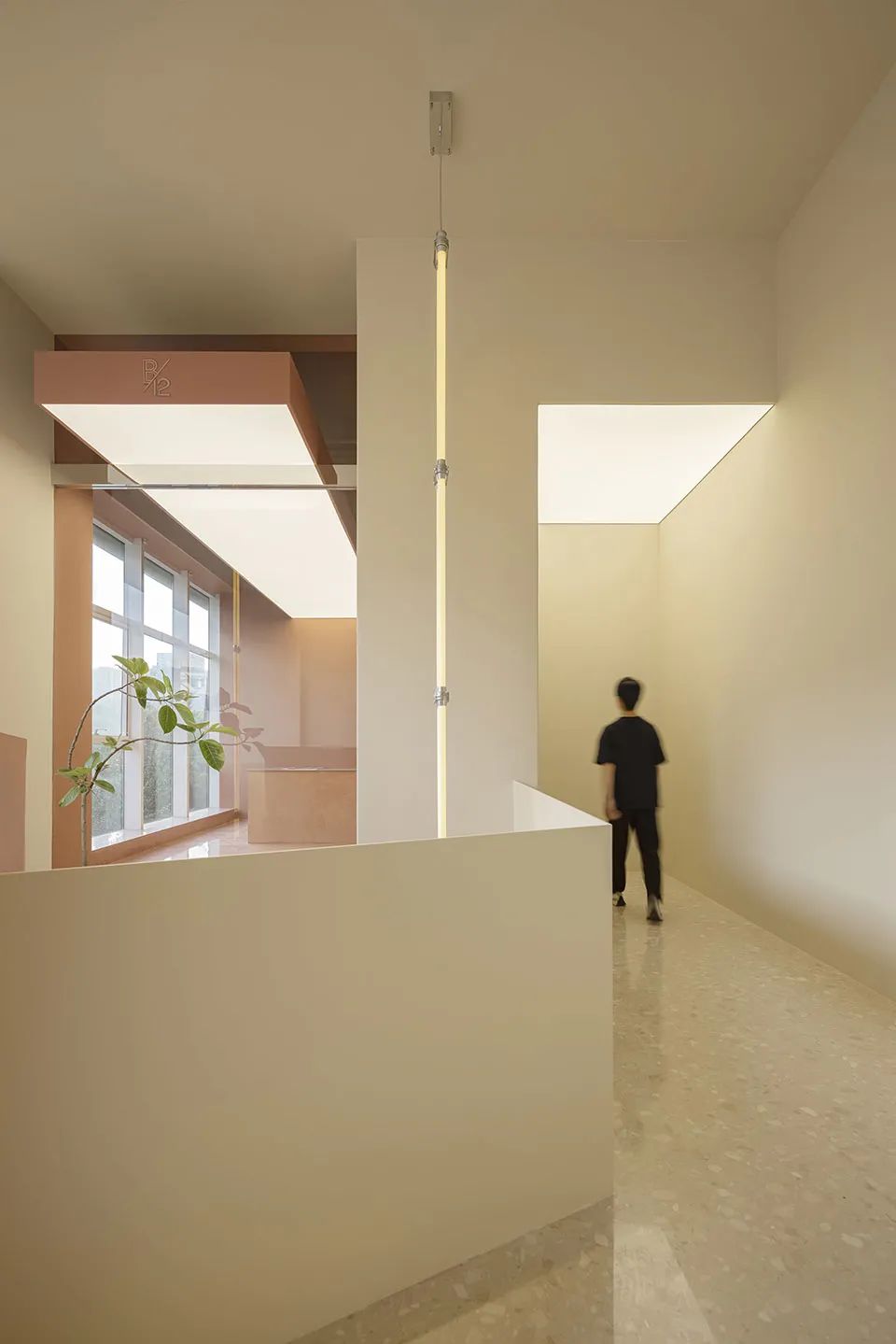 甜點餐廳室內設計 杭州十二糖法式甜品·江南岸店／杭州觀堂設計