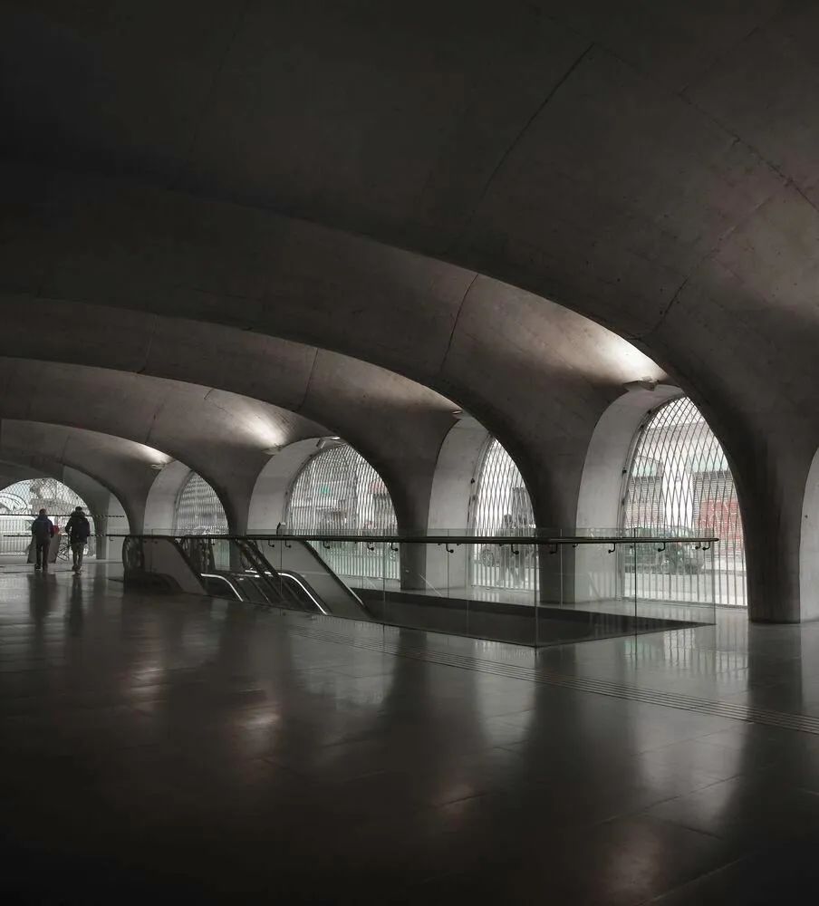 聖地亞哥地鐵站Plaza de Armas Metro Station Building／Beals Lyon Arquitectos