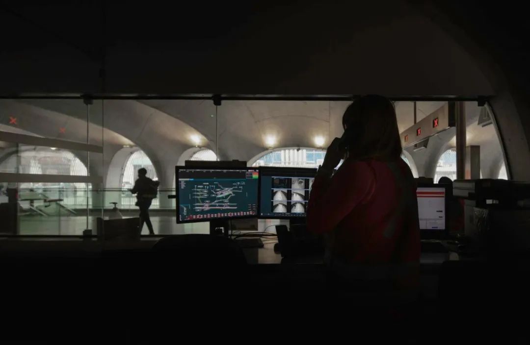 聖地亞哥地鐵站Plaza de Armas Metro Station Building／Beals Lyon Arquitectos