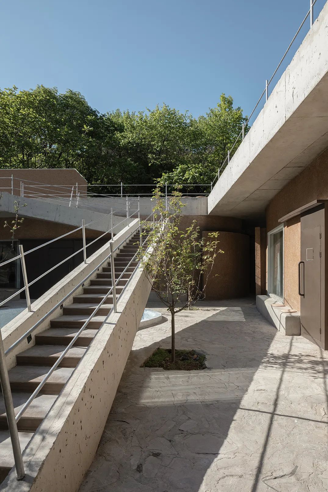 北京郊區悦里苒倉民宿／阿穆隆設計工作室