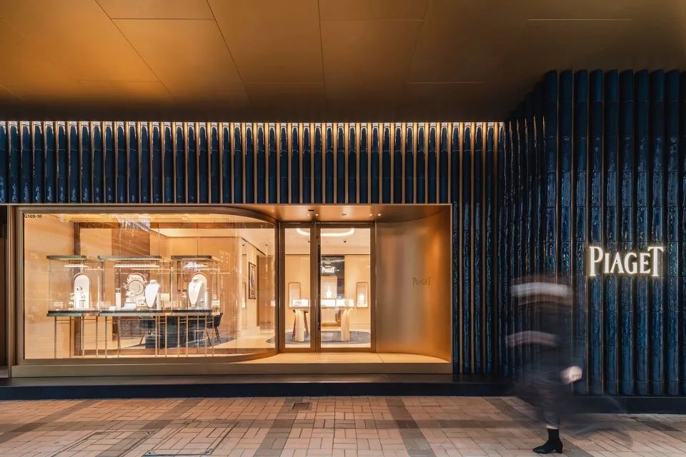 地面層入口與櫥窗 Salon Piaget Hong Kong 伯爵香港旗艦店 郭錫恩、胡如珊 如恩設計研究室