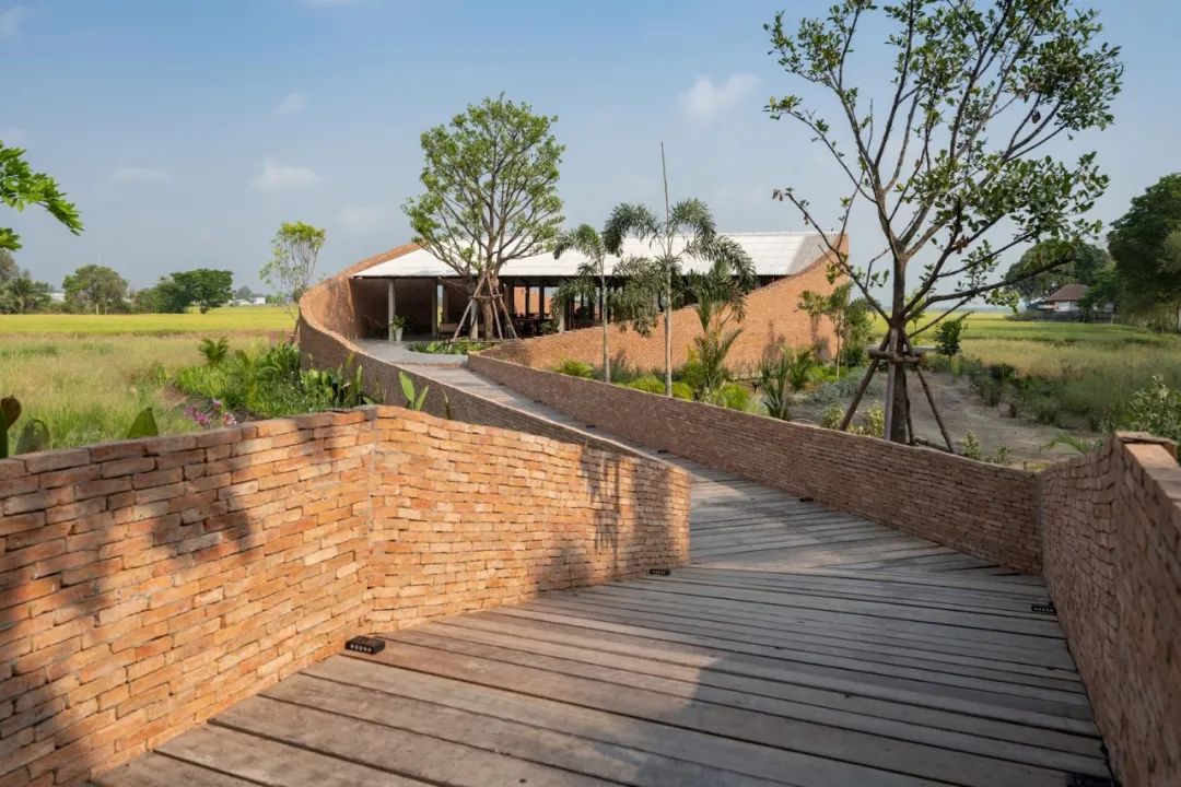 泰國大城府咖啡館NAYA Cafe Ayutthaya／BodinChapa Architects