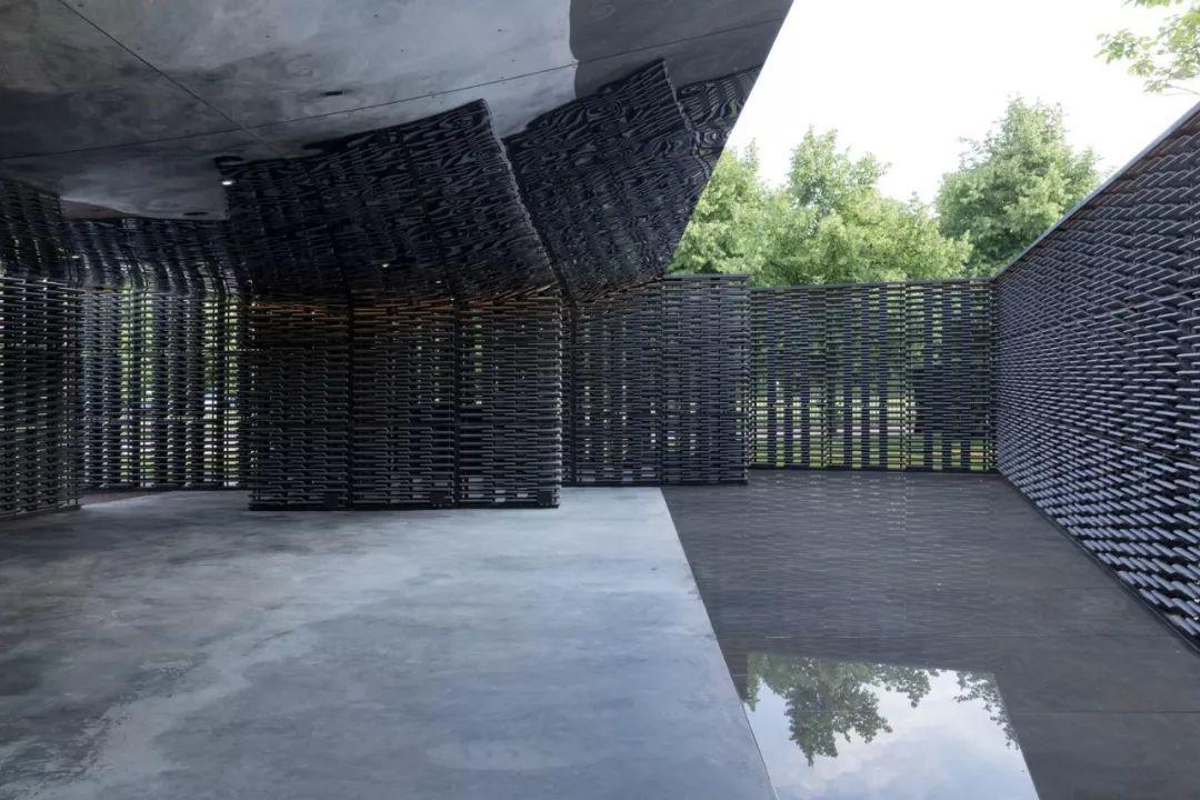 2018年倫敦蛇形藝廊 London Serpentine Gallery Pavilion／Frida Escobedo