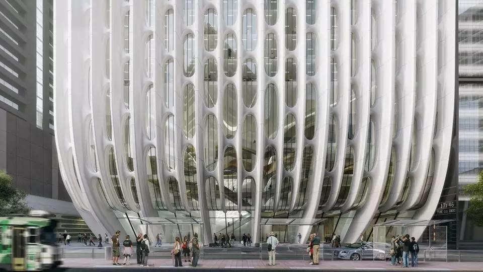 內收的下緣在地面層形成城市廣場