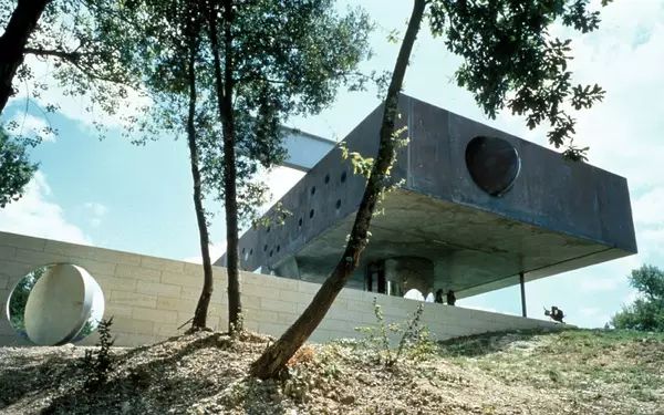 Rem Koolhaas與Cecil Balmond合作設計的波爾多住宅（Maisonà Bordeaux，1998）