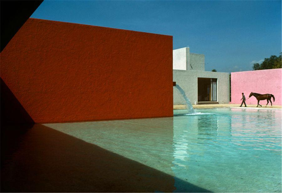 路易斯‧巴拉岡:我是建築圈的局外人 克里斯特博馬廄(Fuente de los Amantes)/Luis Barragan