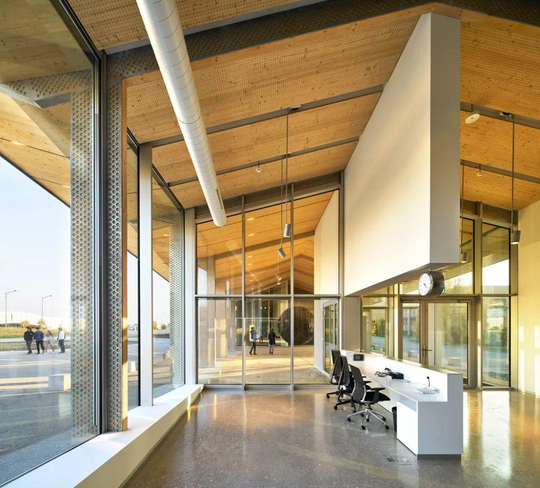 同一屋簷下 / 隈研吾建築都市設計