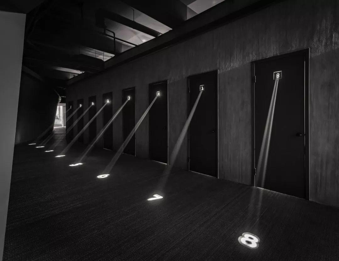 More Design Office / 木君建築設計：間離劇