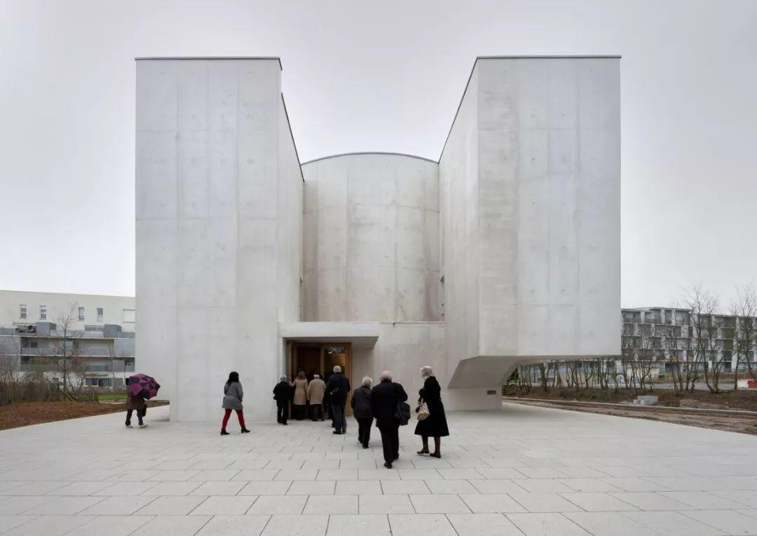 Alvaro Siza - New Church of Saint-Jacques de la Lande 
